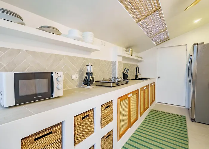 Kala Zoe Beachfront Living ヴィラ モアルボアル