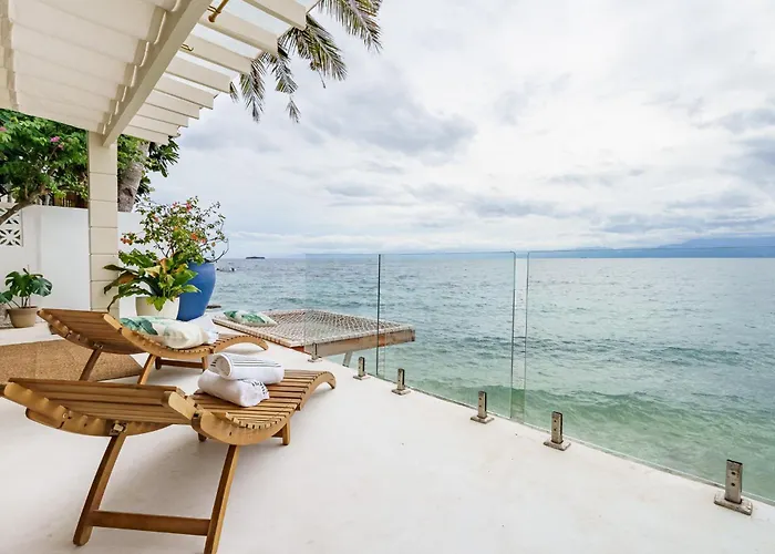 Kala Zoe Beachfront Living ヴィラ *